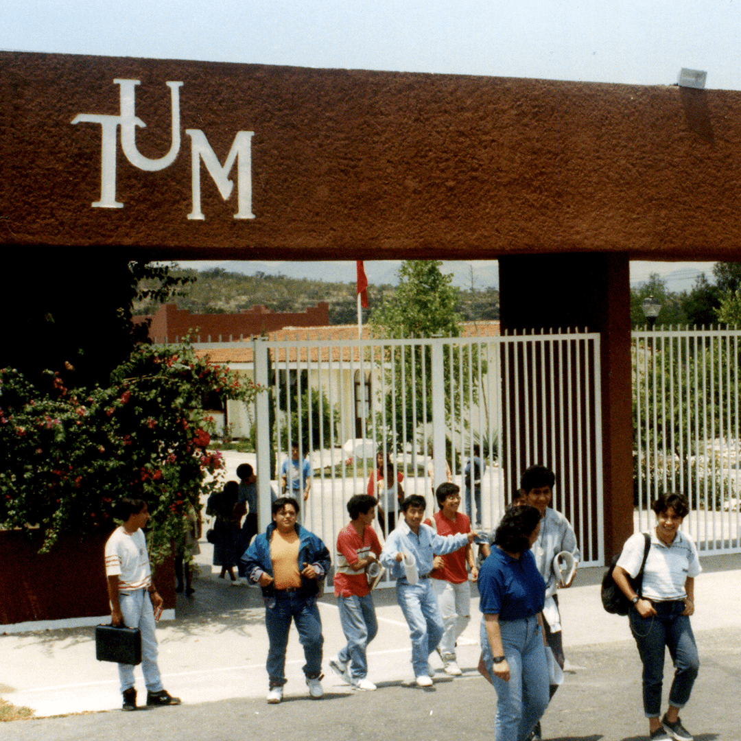 1990