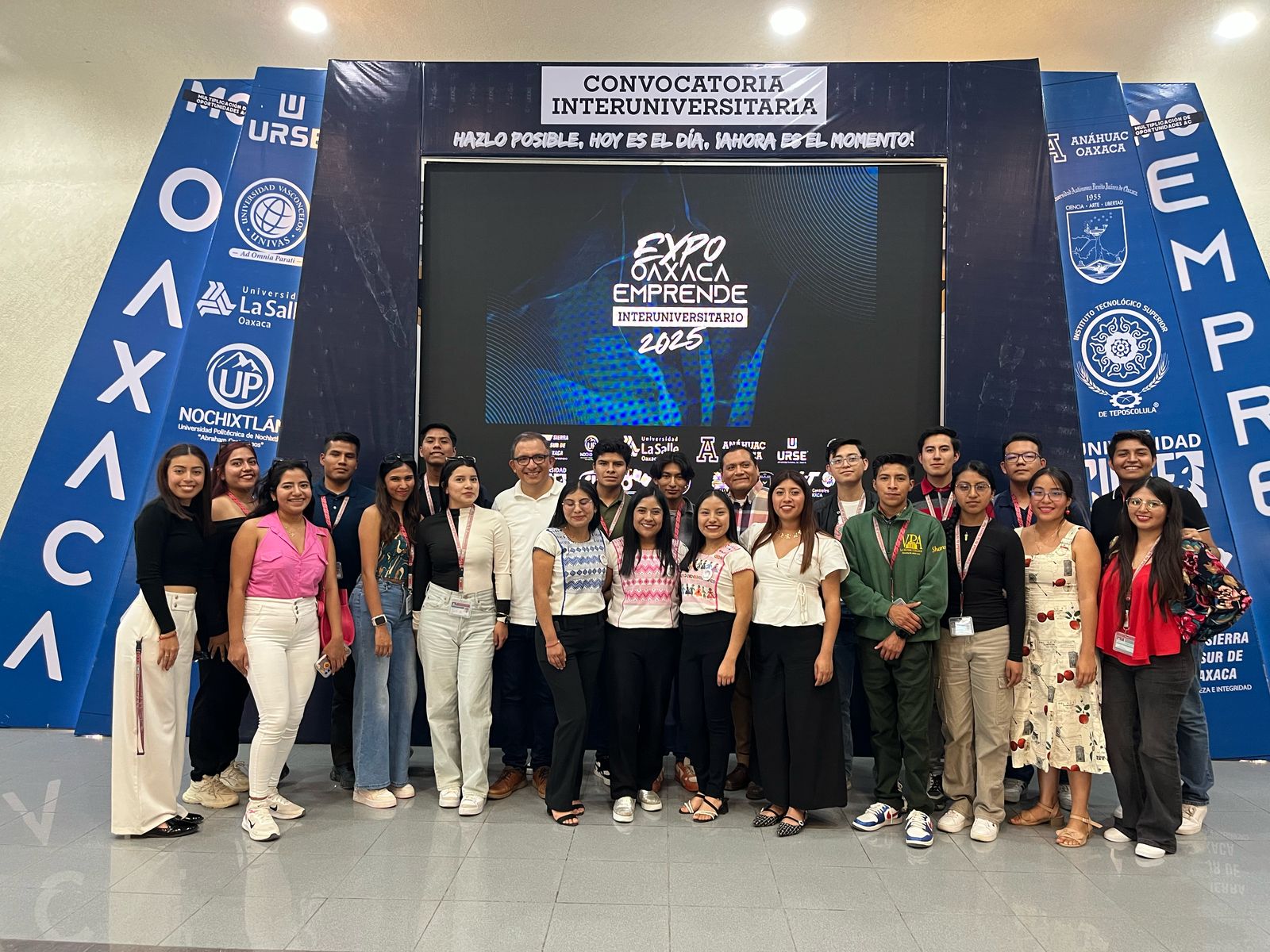 Alumnos de la UNSIS